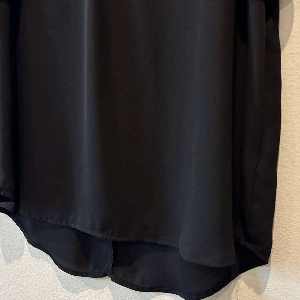 Apt. 9 Elegant Black Ruffle Sleeve Blouse Ruched Neck Medium - Picture 3 of 10